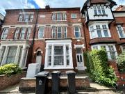 1 bedroom apartment for rent in Westleigh Road,...