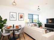 1 Bedroom Apartment For Rent In Young Street