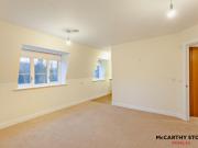 1 bedroom apartment for sale in Lambrook Court,...