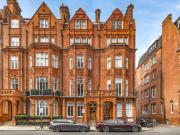 1 bedroom apartment for sale in Pont Street London SW1X