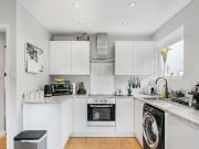 1 Bedroom Apartment For Sale In Stanstead Drive, Hoddesdon