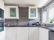 1 Bedroom Apartment For Sale In Teignmouth