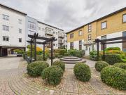 1 Bedroom Apartment House to Rent