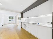 1 Bedroom Apartment House to Rent