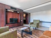1 Bedroom Apartment in Century City