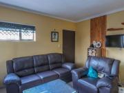 1 Bedroom Apartment in Escombe