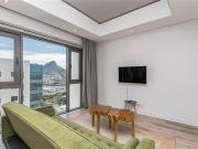 1 Bedroom Apartment in Foreshore