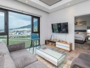 1 Bedroom Apartment in Foreshore