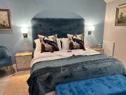 1 Bedroom Apartment in Hout Bay and surrounds