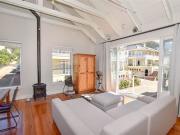 1 Bedroom Apartment in Kalk Bay