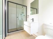 1 Bedroom Apartment in Linbro Park