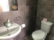 1 Bedroom Apartment in Rietfontein