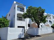 1 Bedroom Apartment in Tamboerskloof