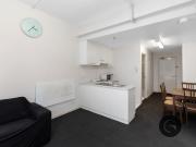 1 Bedroom Apartment, In The Heart of Melbourne!