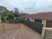 1 Bedroom Apartment in Waterkloof Glen