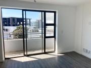 1 Bedroom Apartment in Zonnebloem