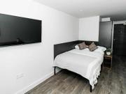 1 Bedroom Apartment Liverpool Merseyside 93179652