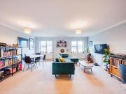 1 Bedroom Apartment London Greater London 90384706