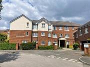 1 Bedroom Apartment London Greater London 97978612