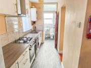 1 Bedroom Apartment London London 91808291