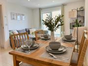 1 Bedroom Apartment London London 94185675