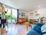 1 Bedroom Apartment Londres Greater London 93575428