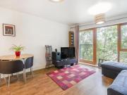 1 Bedroom Apartment Londres Greater London 95660773