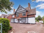 1 Bedroom Apartment Maidenhead Windsor And Maidenhead...