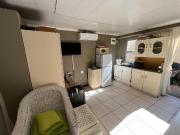 1 Bedroom Apartment Rented in Universitas