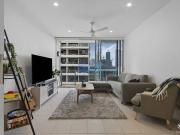 1 Bedroom Apartment Right Next to Brisbane State High |...