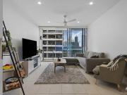 1 Bedroom Apartment Right Next to Brisbane State High |...