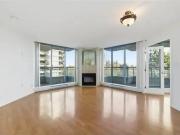 1 Bedroom Apartment Surrey BC 100444331