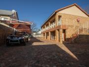 1 Bedroom Apartment To Let in Die Bult