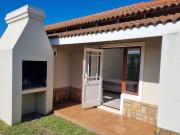1 Bedroom Apartment To Let in Keurboomstrand
