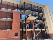1 Bedroom Apartment To Let in Melrose