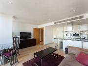 1 bedroom apartment to let in No. 1 West India Quay near...