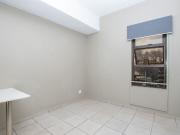 1 Bedroom Apartment To Let in Rosebank