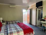 1 Bedroom Apartment To Let in Universitas