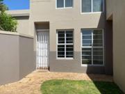 1 Bedroom Apartment to Rent in Uitzicht