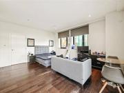 1 Bedroom Apartment Uxbridge Greater London 100456584