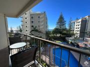 1 Bedroom Apartment with Pool View ? Surfers Paradise