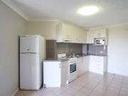 1 Bedroom Apt with Carpark