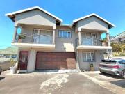 1 Bedroom bachelor flat to rent in Somerset Park, Umhlanga