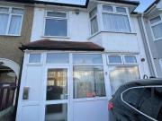 1 bedroom bedsit to rent