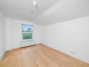 1 bedroom bedsit to rent