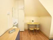 1 bedroom bedsit to rent