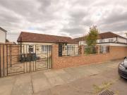 1 bedroom bungalow for sale