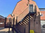 1 bedroom coach house for rent in Sheraday Mews Rear Of...