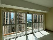 1 BEDROOM CONDO FOR SALE IN THE VENICE IN MCKINLEY HILL...