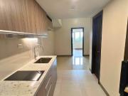 1 Bedroom Condo FOR SALE in Park McKinley West near...